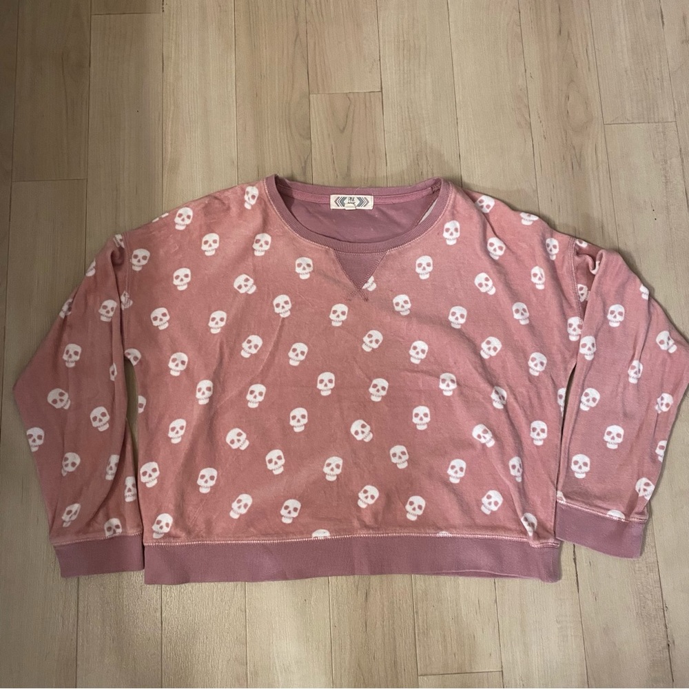 Pink Rose Skull-patterned Pullover